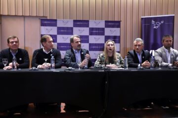 LLA vs. PJ. El cierre de las alianzas perfila una pelea de dos grandes frentes en las elecciones de octubre