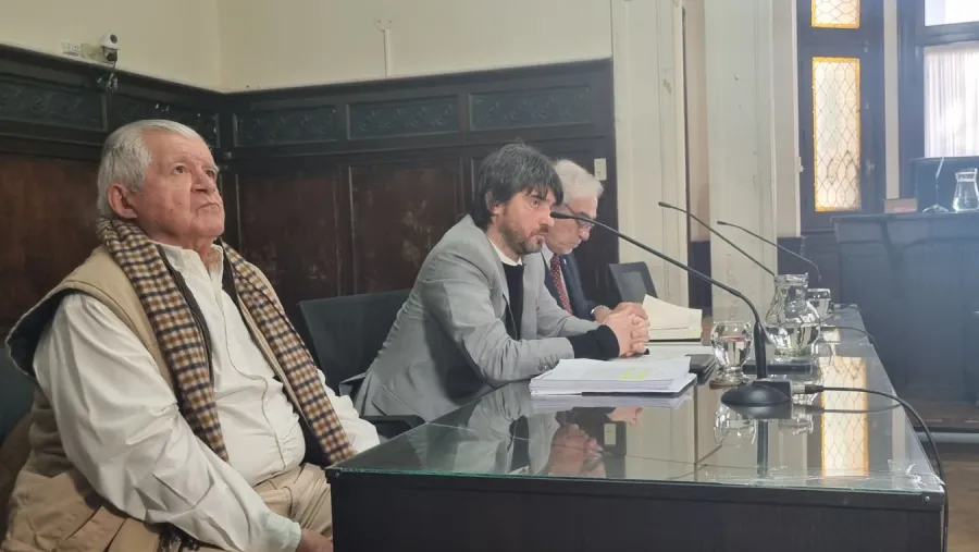 Hombre con 500 kilos de explosivos en la ruta 12 minimiza el peligro: “No es tan así”