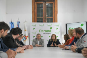 La intendenta Romero y el gobernador Frigerio delinearon acciones para continuar con la obra de la Circunvalación
