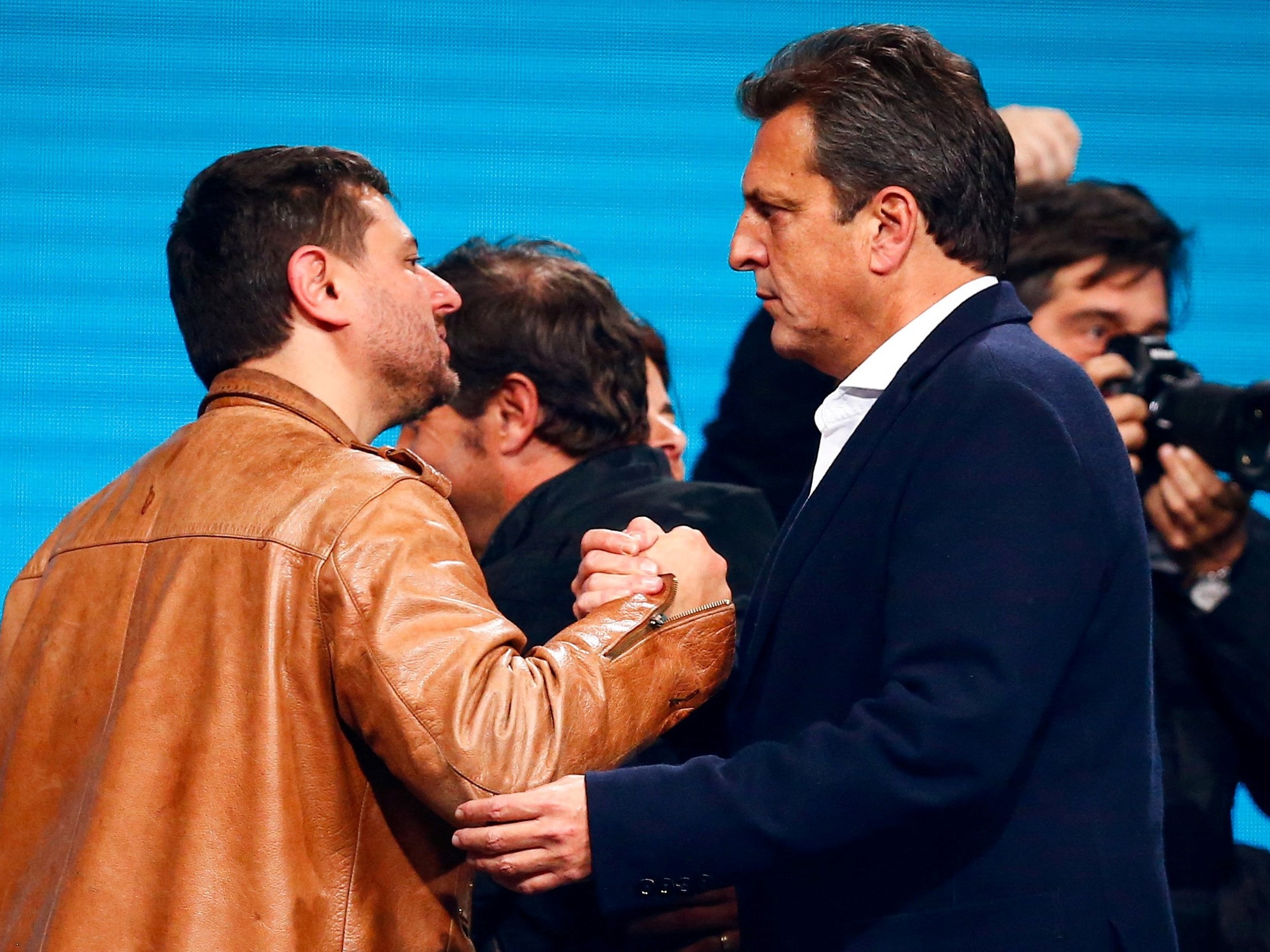 Grabois le pone suspenso al cierre del peronismo en Buenos Aires, y hay divisiones en tres provincias que eligen senadores