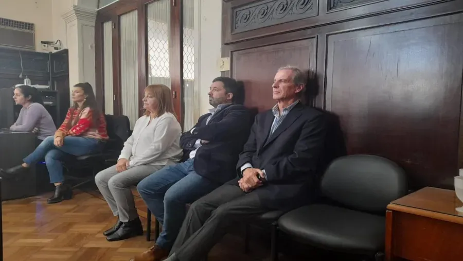 Paraná concede libertad condicional a abogado y contador sentenciados por asociación ilícita fiscal