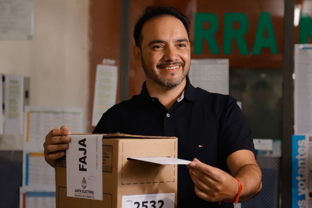 “Contundente triunfo”. Gobernadores y dirigentes nacionales saludaron a Juan Pablo Valdés por la victoria