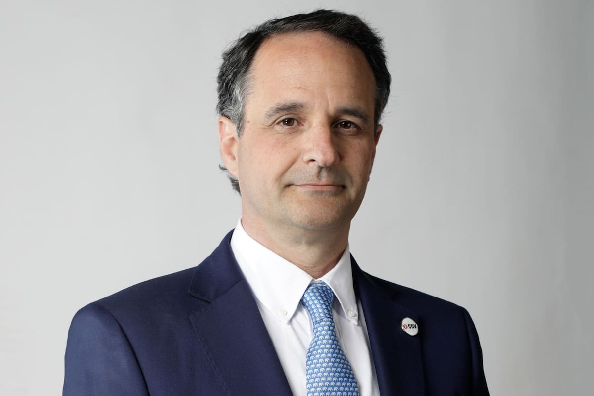 gerente general de laboratorio cuestiona la desregulación en la importación de vacunas veterinarias