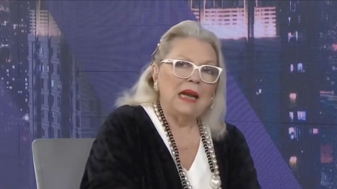 Carrió denuncia a Milei por consumo de material de abuso sexual infantil y critica aún más a su hermana