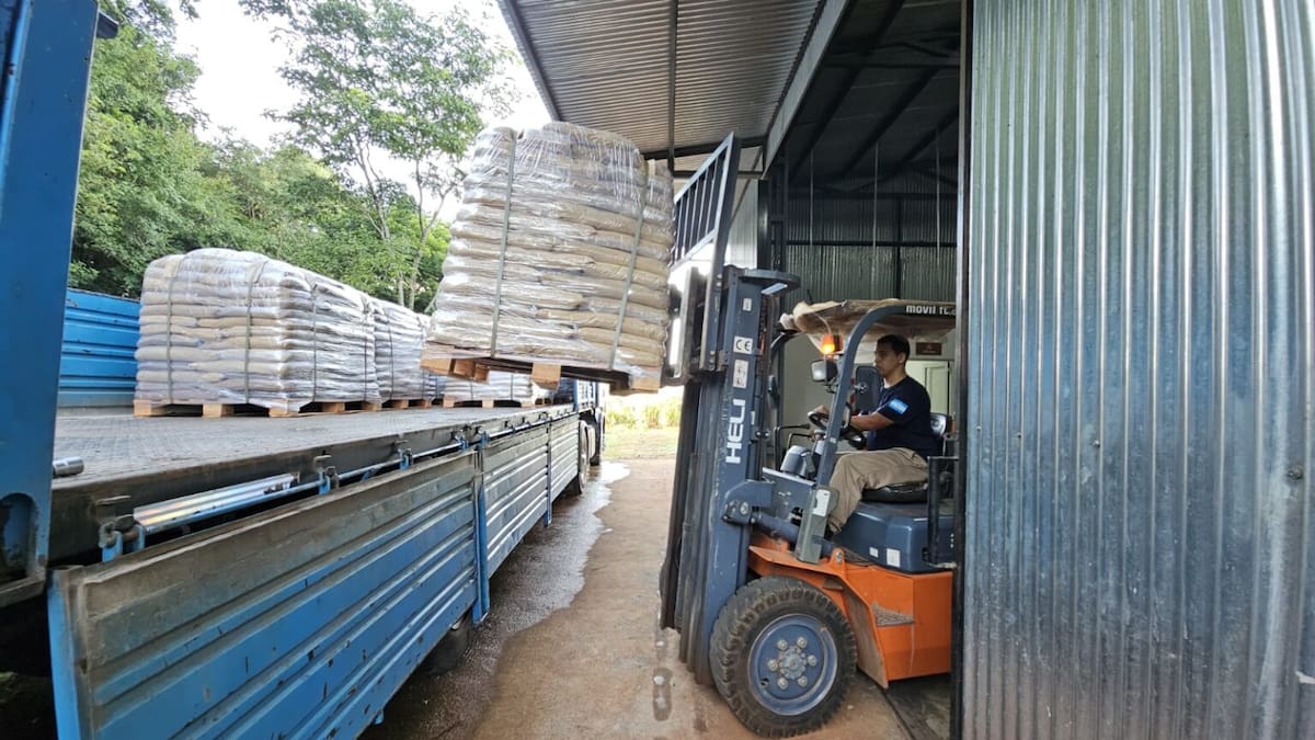 Cooperativa produce azúcar especial para marca de alfajores y opina sobre la política de Milei