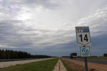 El Gobierno abre las licitaciones en la privatización de rutas