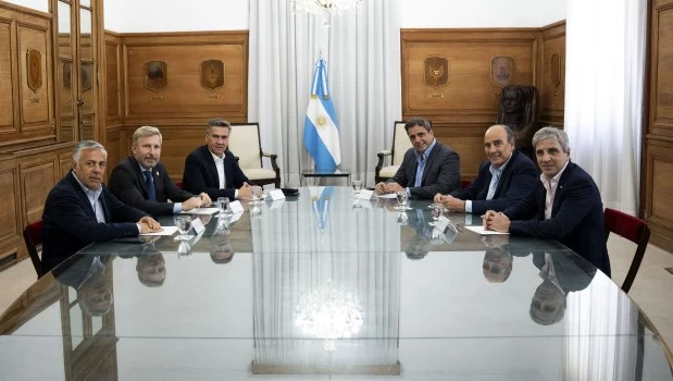 El Gobierno inició la mesa de diálogo federal con tres gobernadores afines