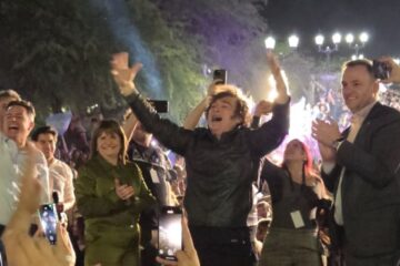 Milei cierra la campaña en Córdoba con un objetivo: convertirse en el “gran elector”