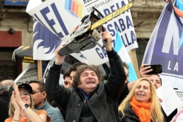 Milei retoma el road show electoral con cierre en Córdoba y dudas en PBA