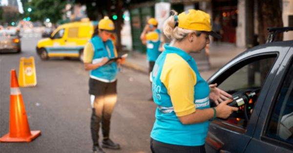 Adiós multas de tránsito: todas estas infracciones dejarán de tener vigencia en octubre