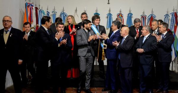 La moneda de Milei para recomponer con los gobernadores: qué es el Régimen de Extinción de Deudas