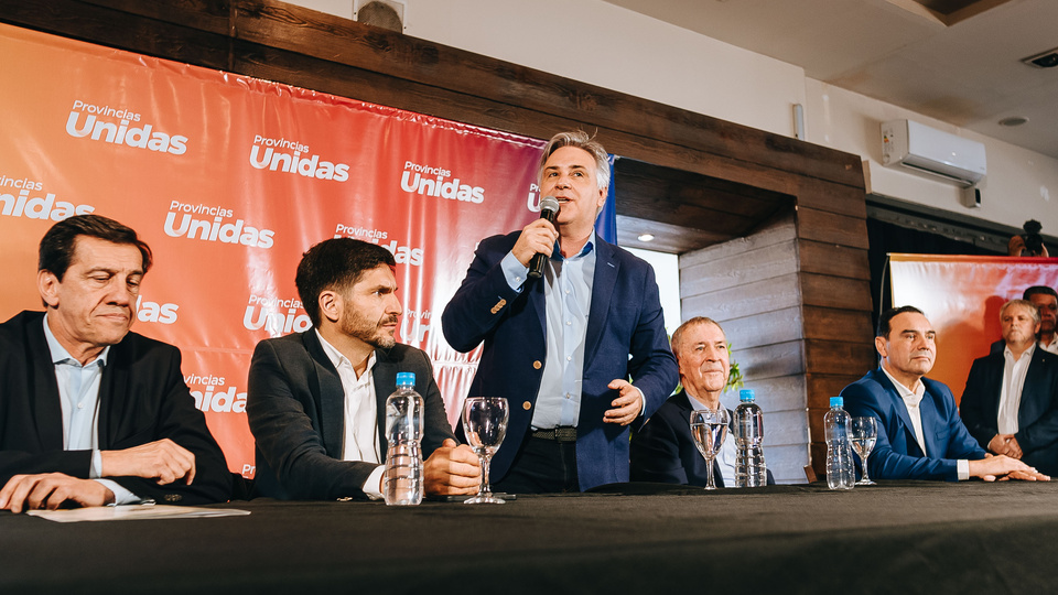 Provincias Unidas se pinta la cara contra Milei