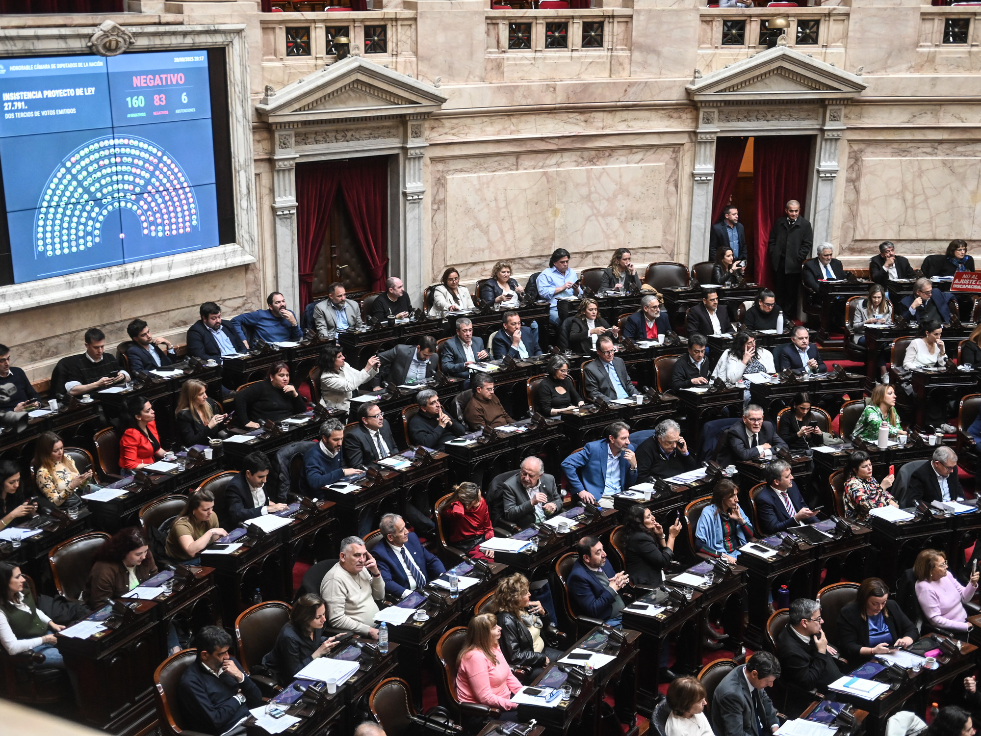 Tras los anuncios de Milei, la oposición busca voltear en el Congreso los vetos de Garrahan y Universidades