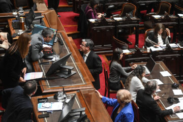 la oposición confía en voltear los vetos y el oficialismo depende de gobernadores y aliados