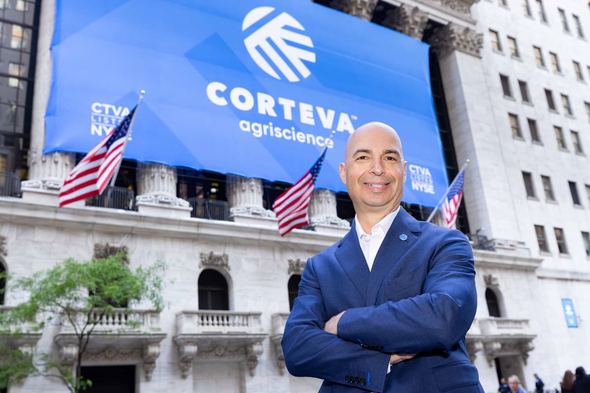 Corteva, el gigante del agro, planea una posible división, según informa un diario estadounidense