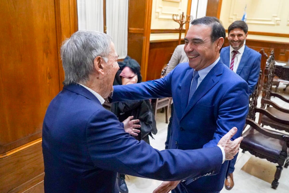 ¿Desafío a Milei? El correntino Gustavo Valdés se suma al bloque de gobernadores para construir una alternativa para 2027