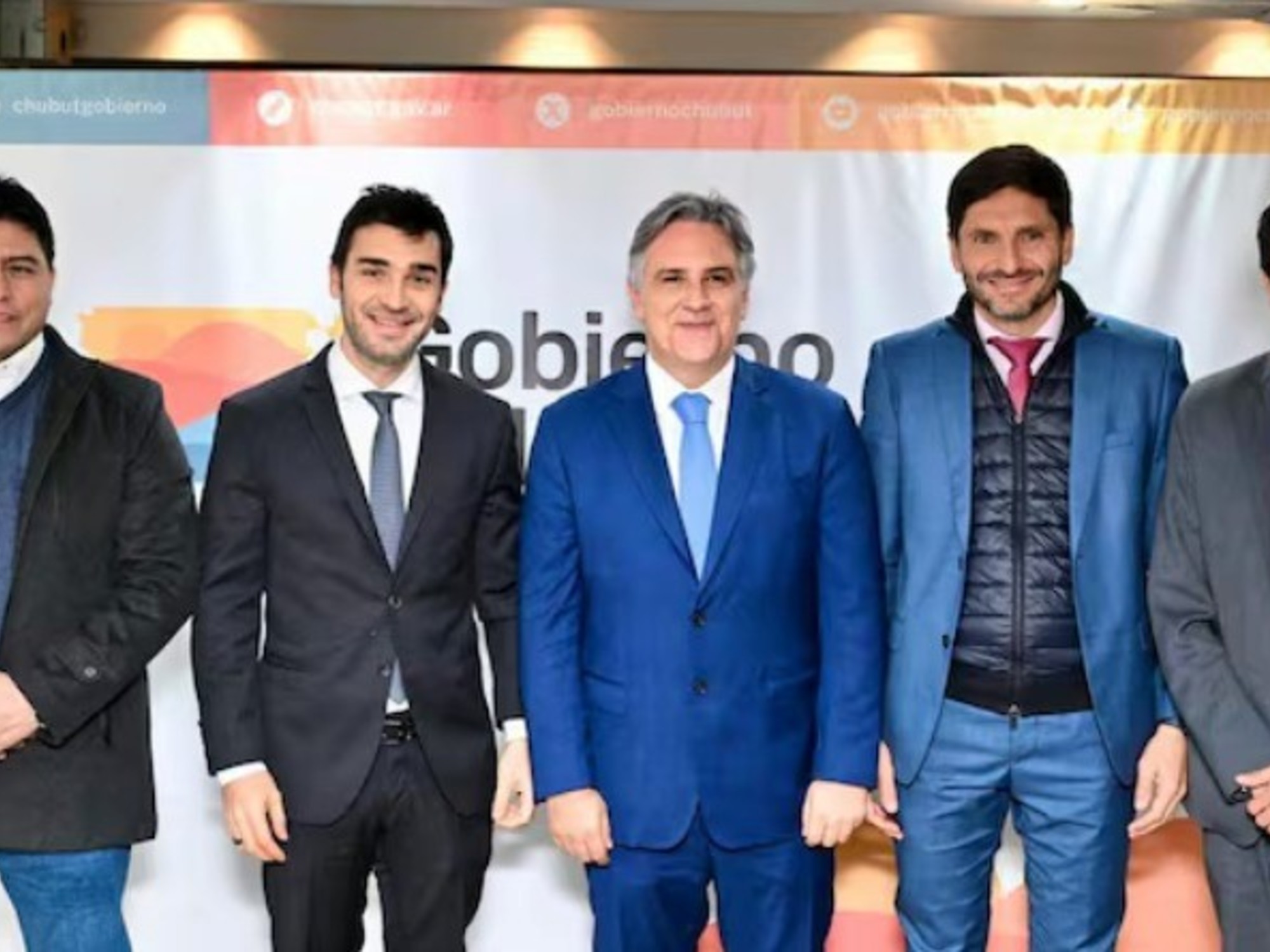 La furia de los gobernadores con Milei y los sugestivos contactos con Macri