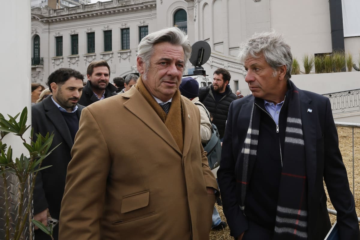 Gobierno estudia medidas fiscales para apoyar a las zonas afectadas por inundaciones