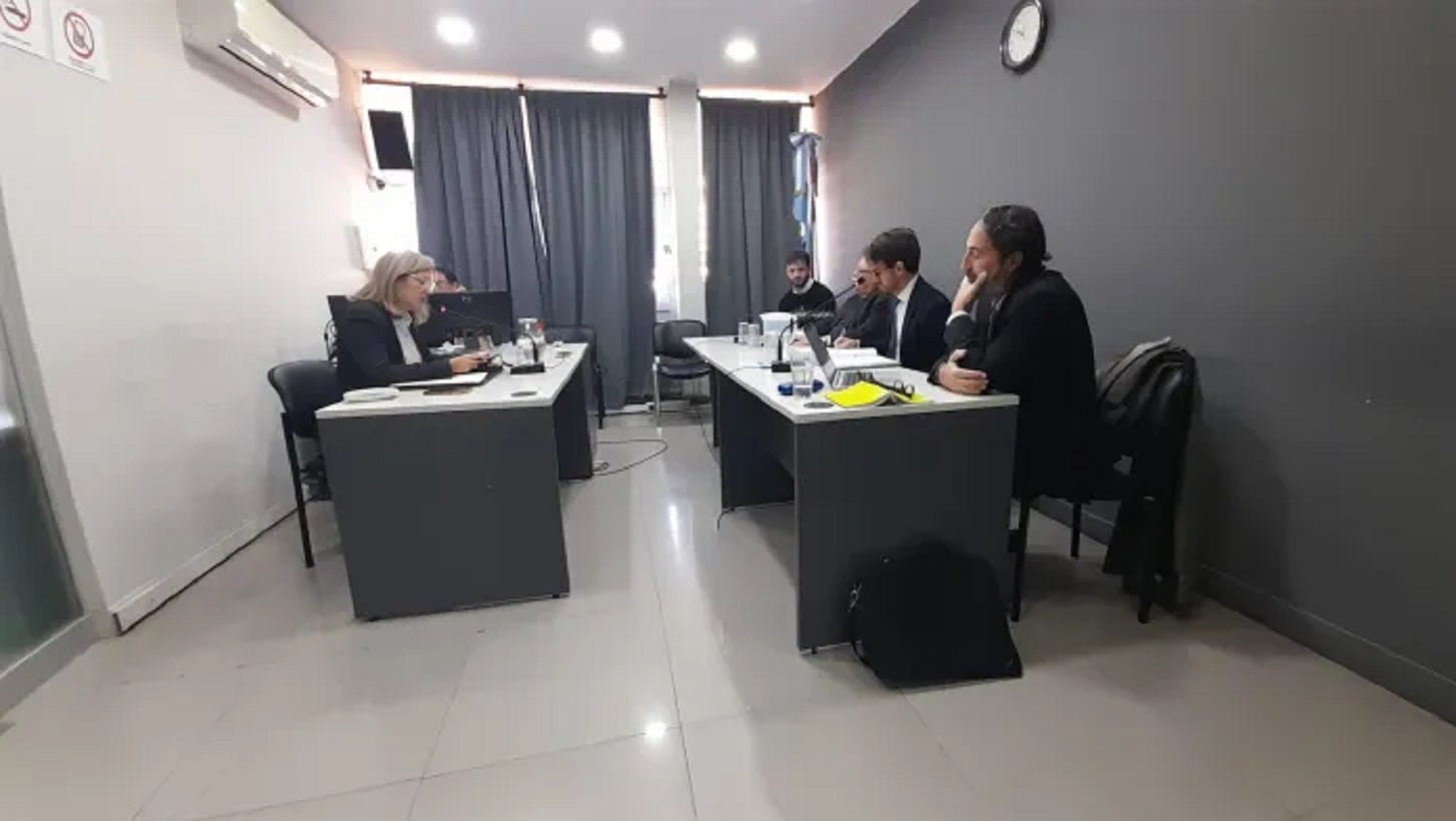 Investigación al administrador de escuelas del Arzobispado por presunto desvío de fondos