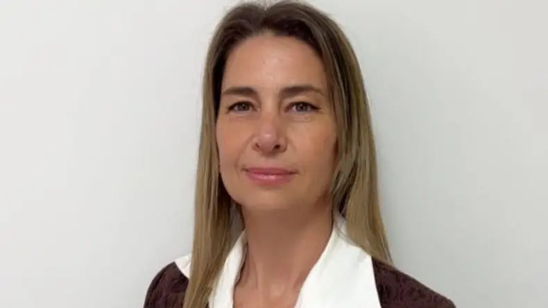 Entre Ríos: quién es Romina Almeida, la candidata libertaria que va de la fábrica de galletitas al Senado