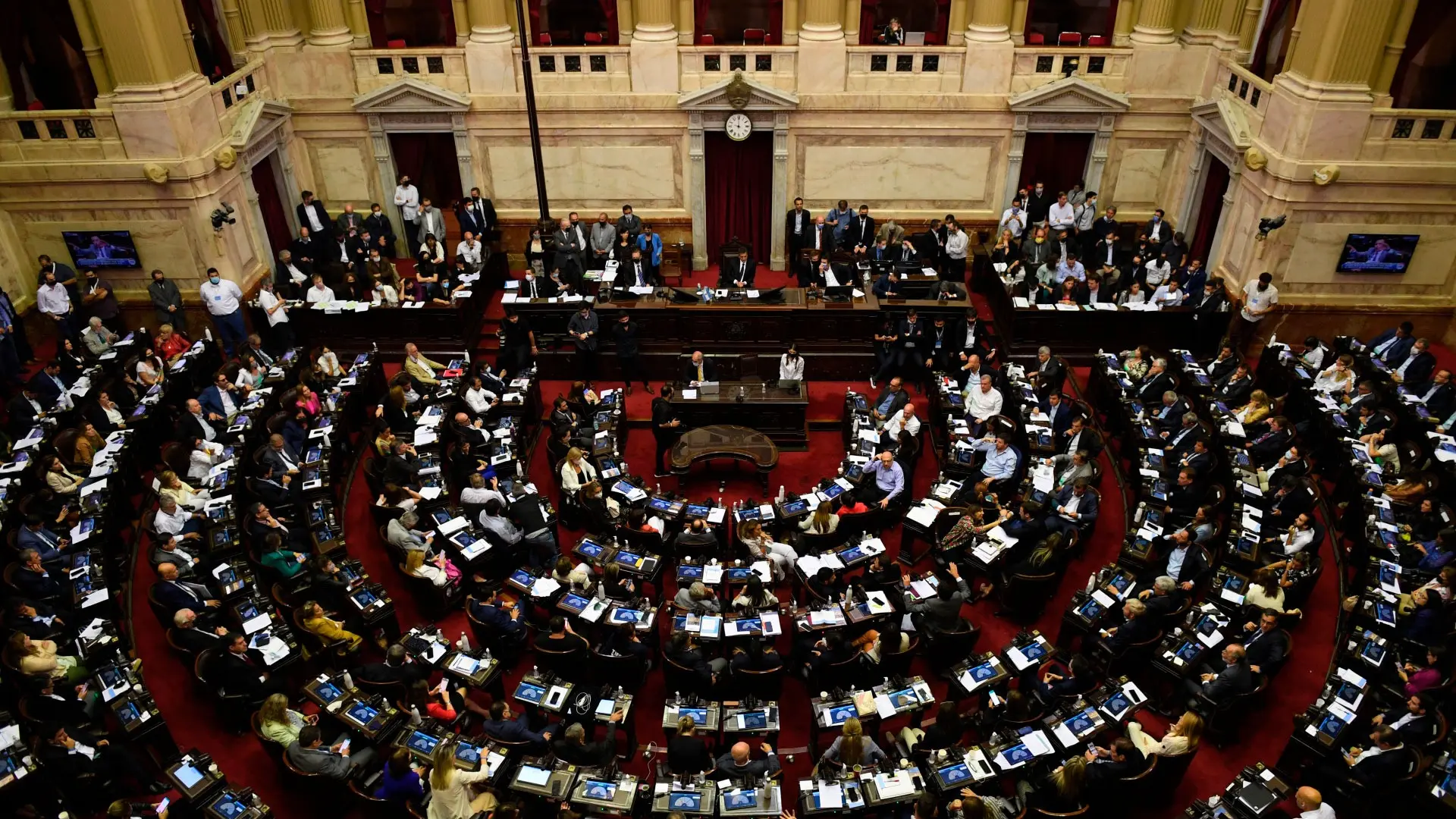 Los diputados entrerrianos que se la jugaron opinando sobre el veto de Milei al financiamiento a las universidades