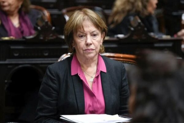 Entre Ríos en venta: Los tome y daca que le gustan al Gobernador Frigerio