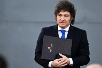 Milei dijo en 2023 que Santilli “es un engendro” mientras su nombre suena para encabezar la lista de LLA