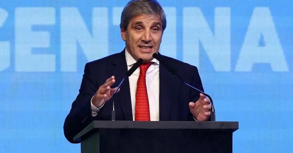 La estrategia de “shock” del Gobierno y el pedido de los empresarios