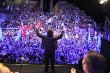 El pedido de Milei y las nuevas alianzas en el Congreso de mano del “nuevo Caputo”