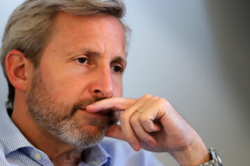 Dos años de Frigerio: estabilidad de imagen, gestión en ajuste y una relación fluctuante con la Nación