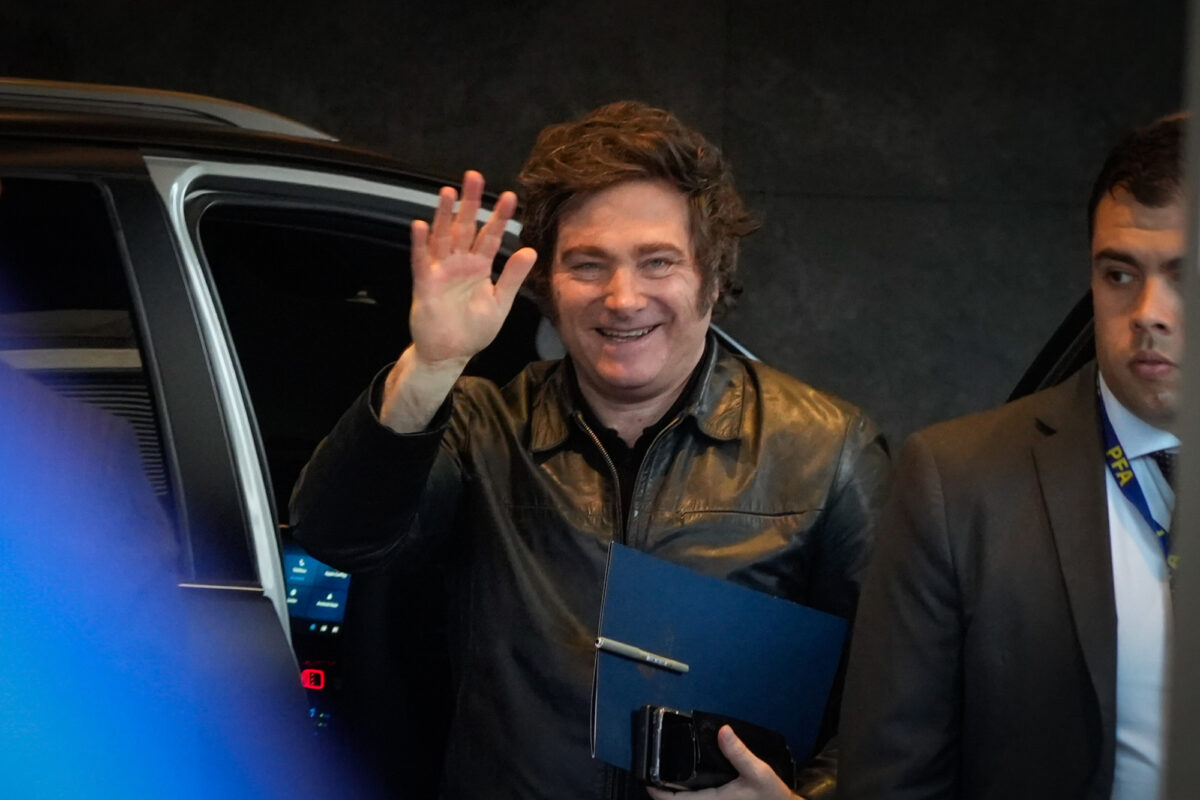 Sospresivo triunfo de Milei en casi todo el país y La Libertad Avanza pelea la Provincia de Buenos Aires