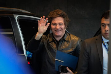 Sospresivo triunfo de Milei en casi todo el país y La Libertad Avanza pelea la Provincia de Buenos Aires