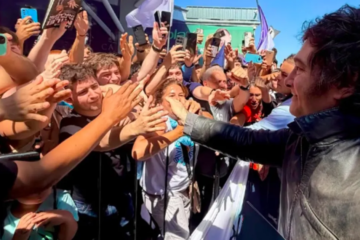 La visita fallida de Javier Milei en Santa Fe trajo manifestaciones, incidentes y cambios en su agenda