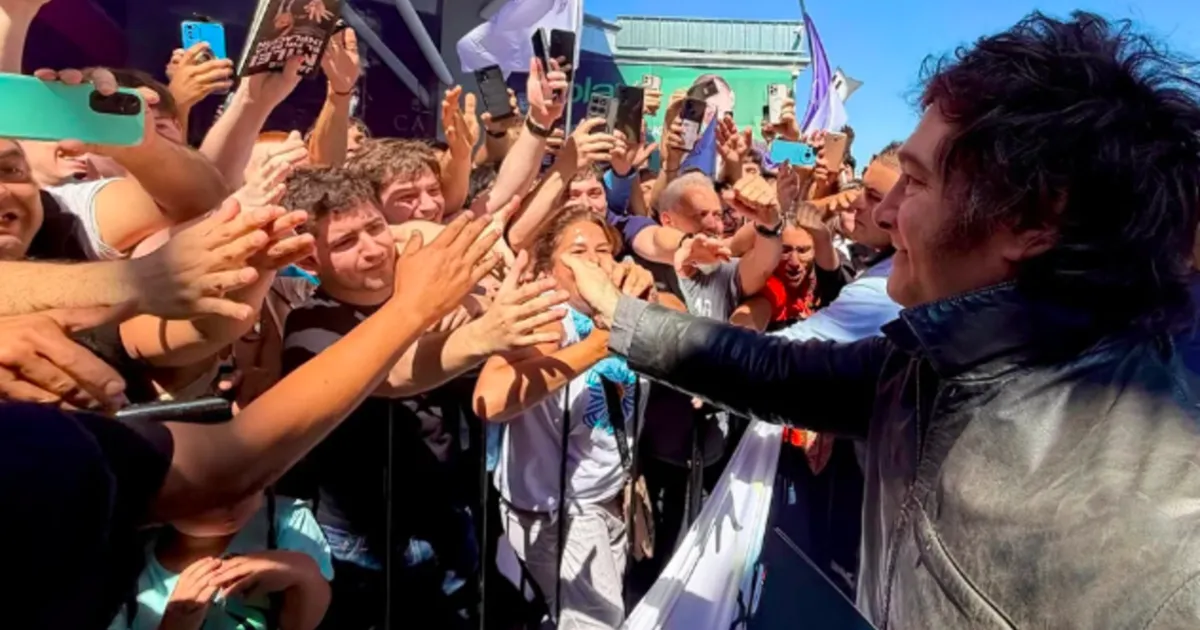 La visita fallida de Javier Milei en Santa Fe trajo manifestaciones, incidentes y cambios en su agenda