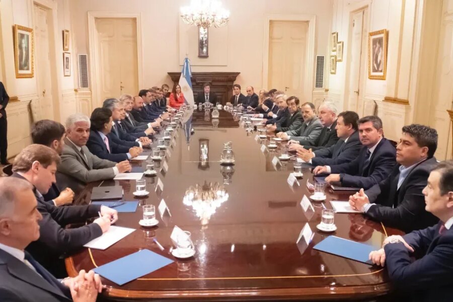 Con expectativas por reformas estructurales, los gobernadores se preparan para reunirse con un Javier Milei empoderado