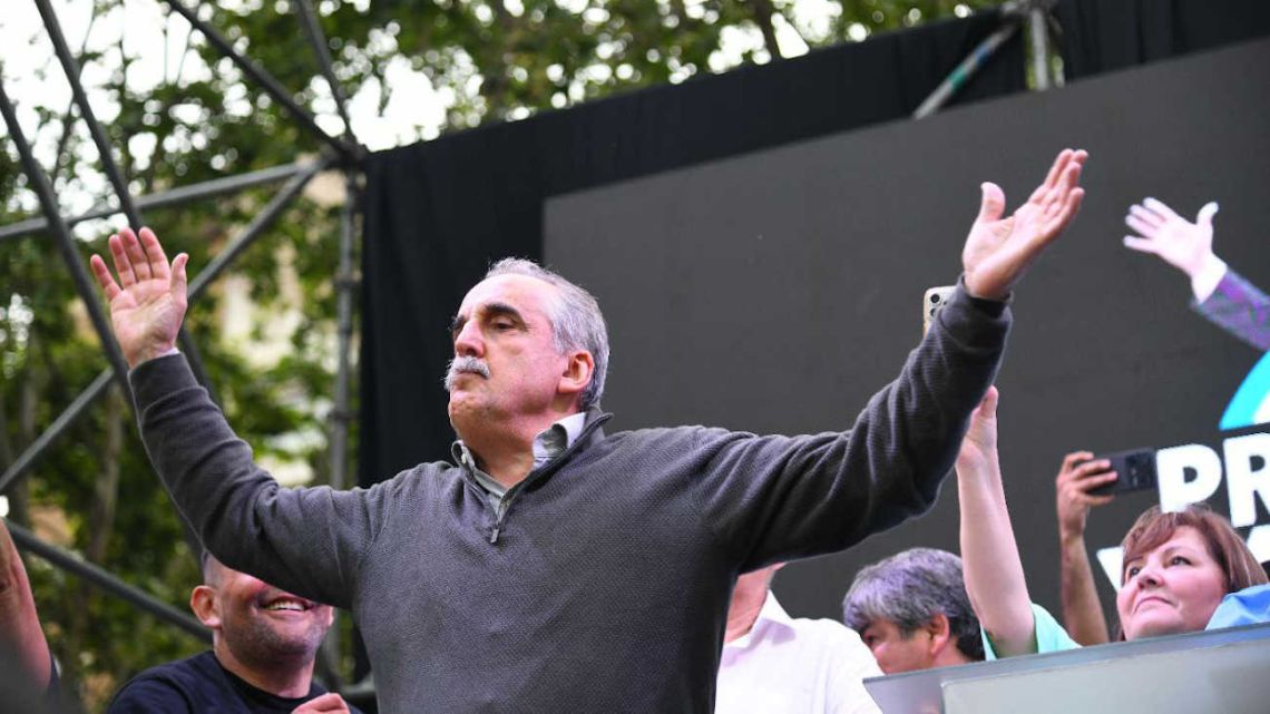 Kirchneristas respaldan a Guillermo Moreno tras confirmarse las condenas en las causas contra Clarín y Papel Prensa