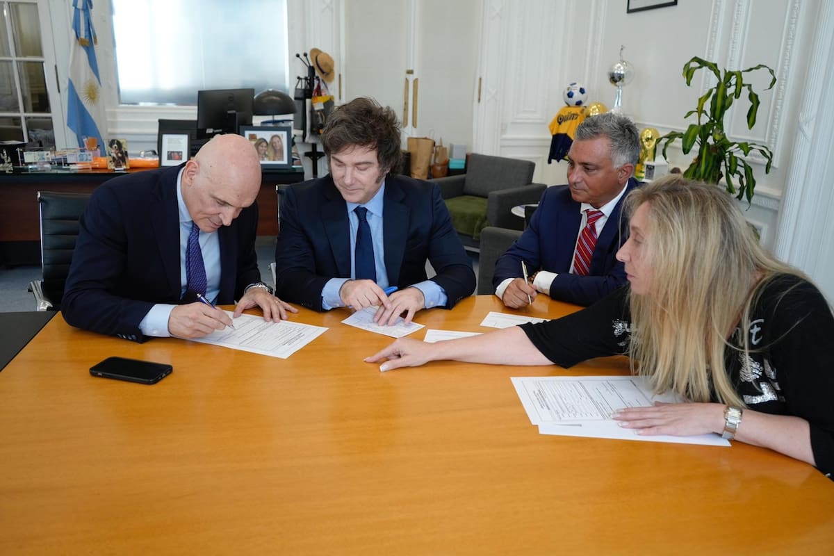 Camino a las urnas. El Gobierno vislumbra un panorama electoral difícil, con triunfos en siete distritos