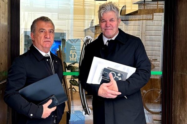 Renuncia de Burlando a la defensa de Urribarri: detalles y nuevos abogados