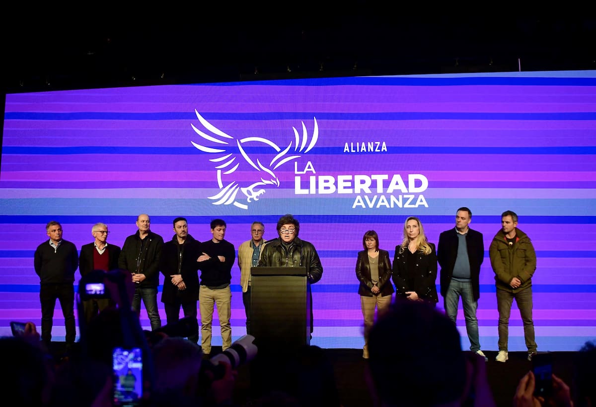 Financiamiento electoral. La Libertad Avanza duplicó sus aportantes y supera por más de $1000 millones a sus rivales