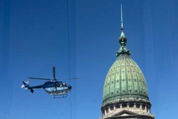 Simulacro en el Congreso de la Nación tras sobrevuelo de helicóptero