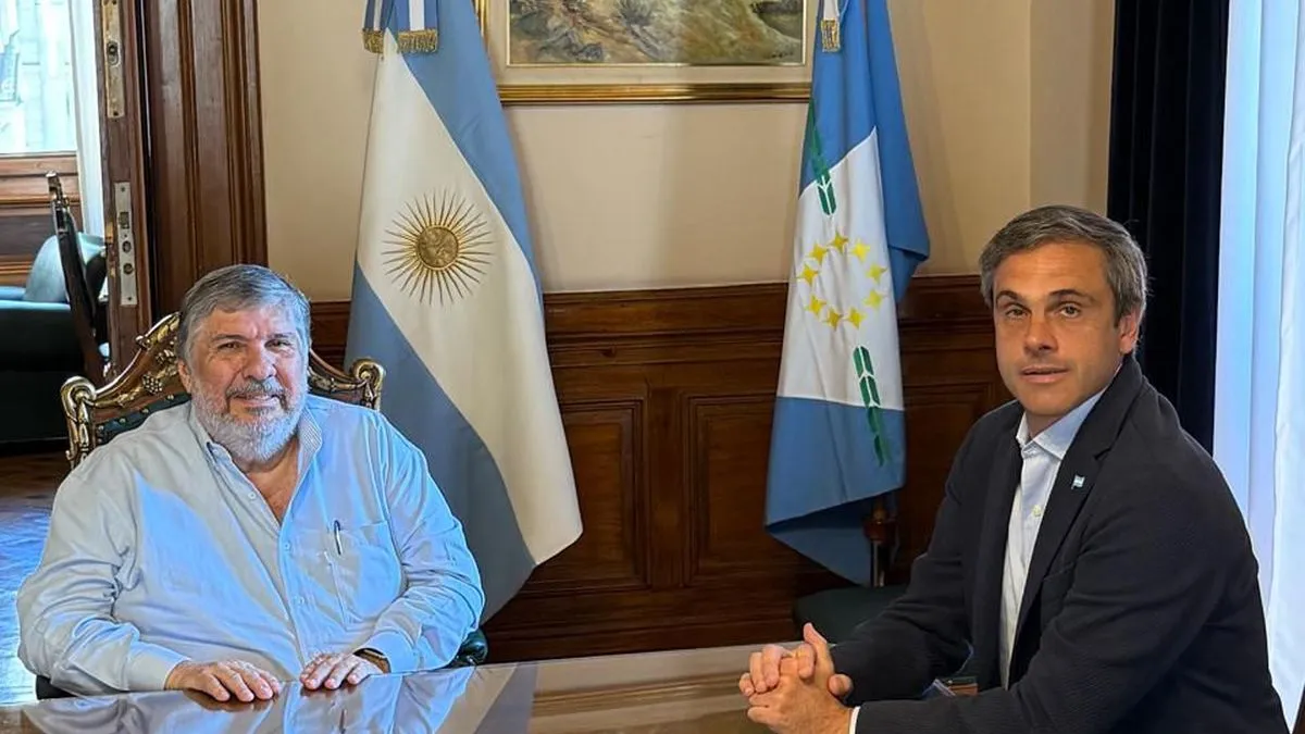 José Mayans y Guillermo Michel se reunieron en el Congreso y analizaron la situación energética del país