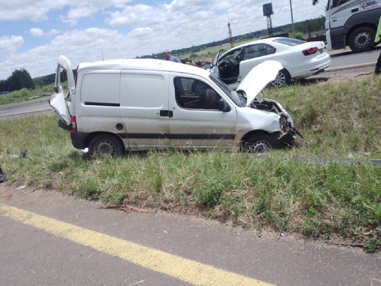 Mujer hospitalizada tras accidente en la RN14