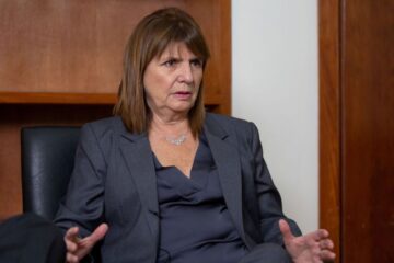 Bullrich en Córdoba pide al voto desencantado y advierte que la elección decide si Argentina sigue o vuelve al populismo