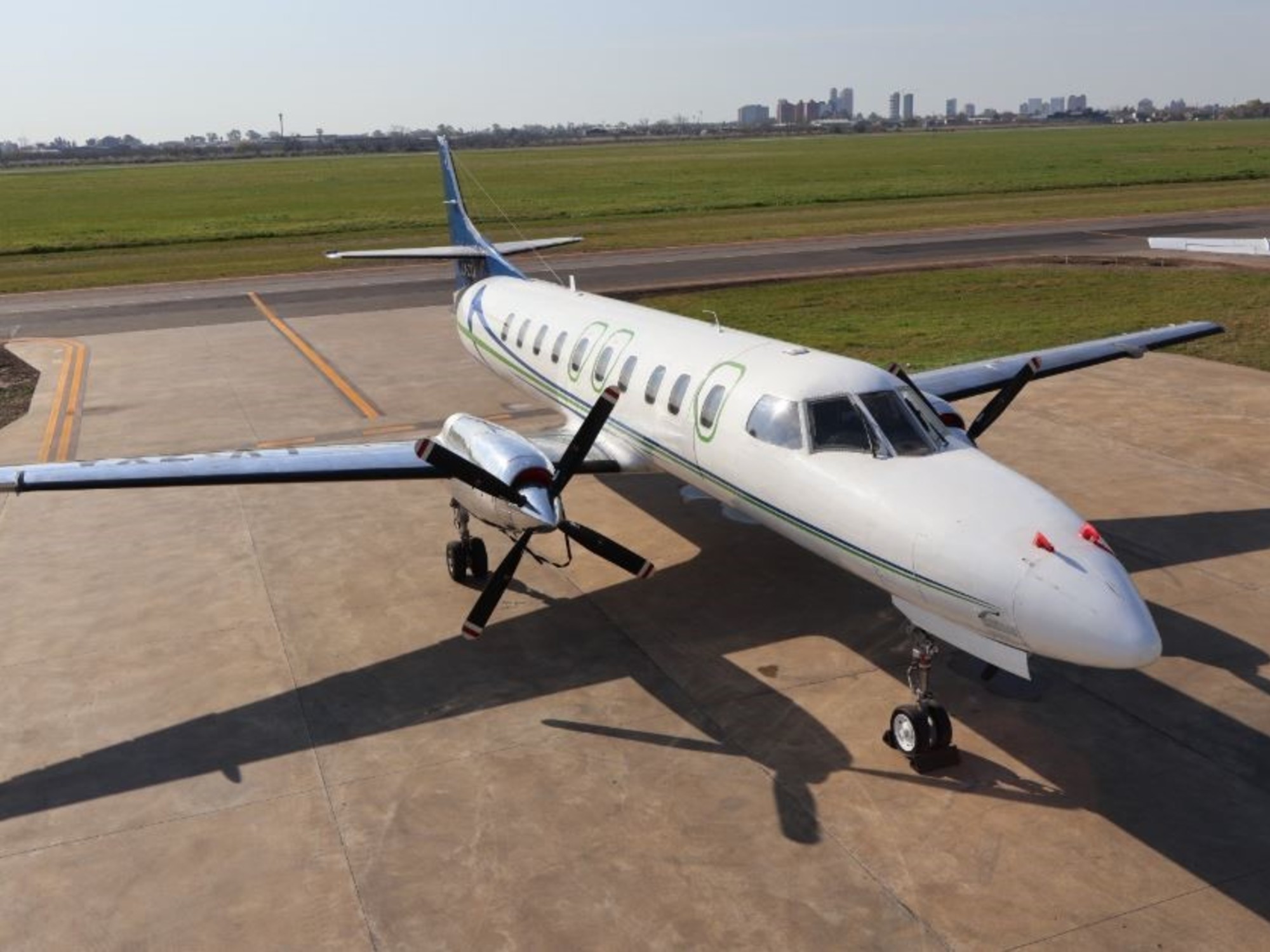 El Gobierno autorizó a una aerolínea argentina que fundaron jóvenes de 20 años a operar de forma regular