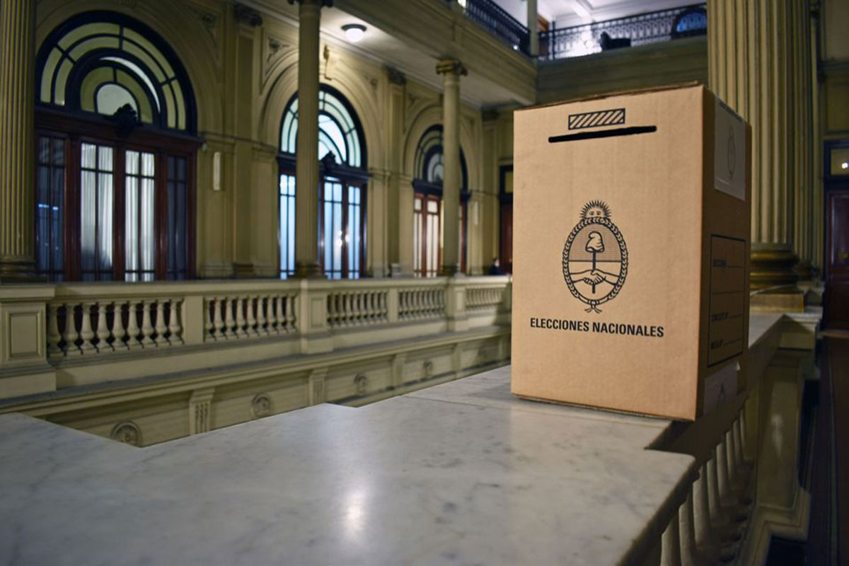 Comenzaron los comicios para renovar parte de la Cámara de Diputados y del Senado