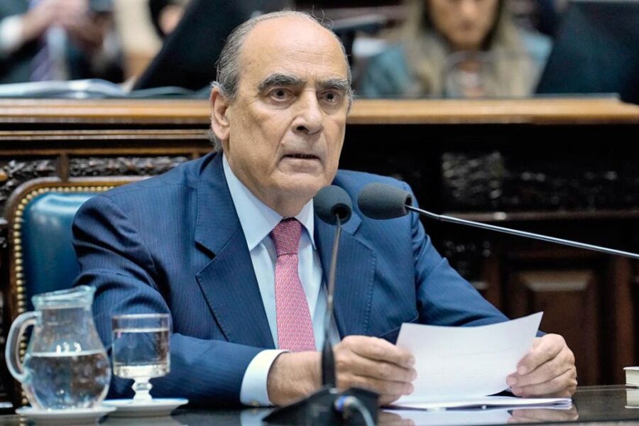 Adorni por Francos: la interna del Gabinete enciende una disputa política en el Congreso