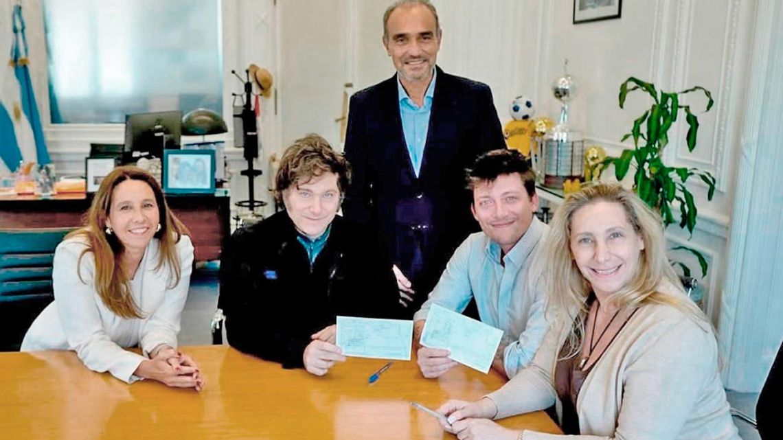 Interna libertaria frena rediseño del Gabinete a una semana de la victoria