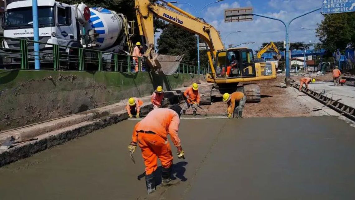 Reforma laboral divide al Congreso por el banco de horas: ¿se rompe el horario de trabajo?