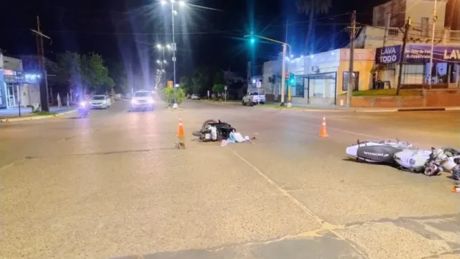 Concordia: choque entre motos deja heridos a tres adultos y un niño de 3 años; una moto tenía pedido de secuestro