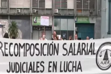 AJER convocó a un paro para este viernes y reclaman respuesta al pedido de recomposición salarial